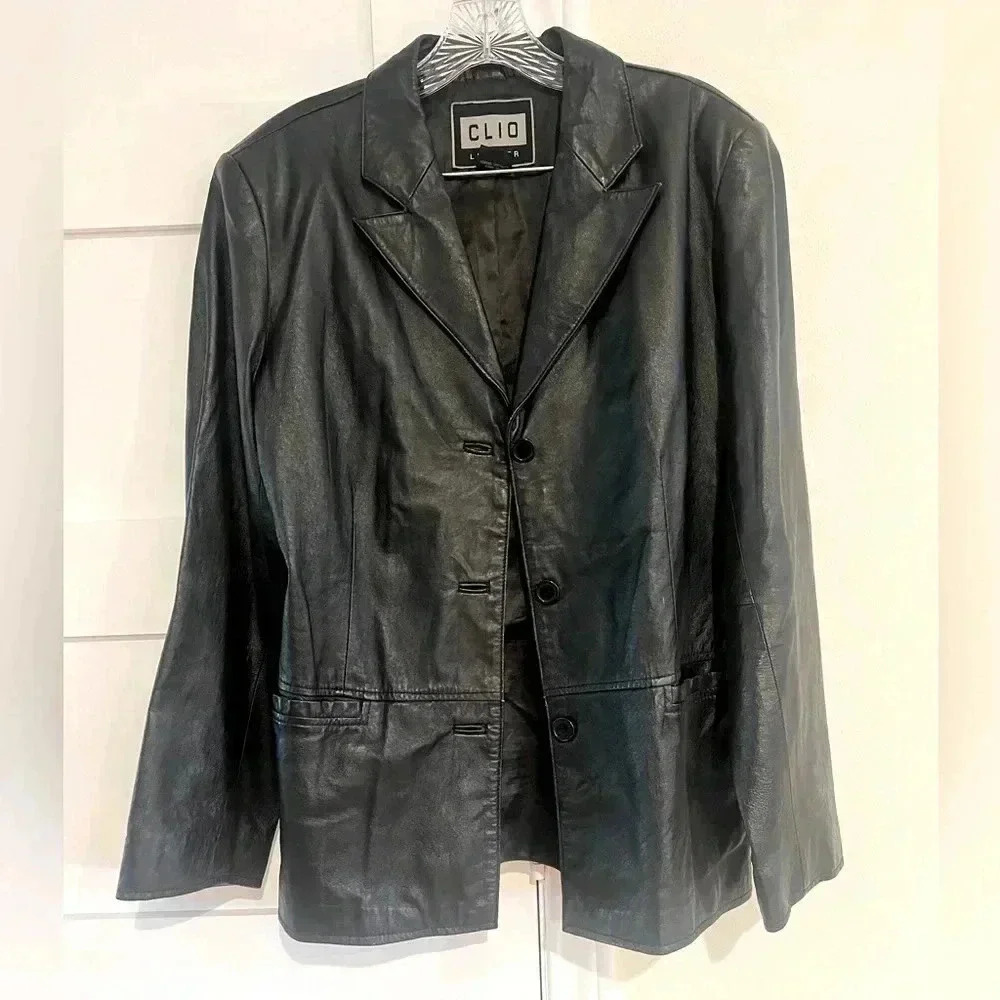 Clio Leather Vintage Black Oversized 100% leather Jacket Size Medium EUC